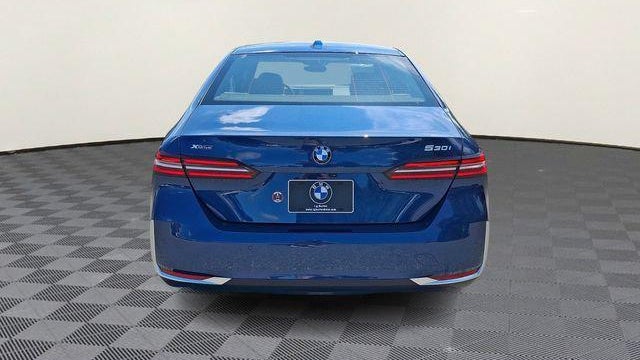 2024 BMW 5 Series 530i xDrive