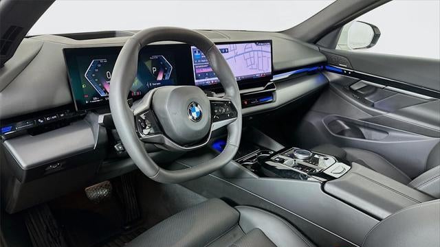 2025 BMW 5 Series 530i xDrive