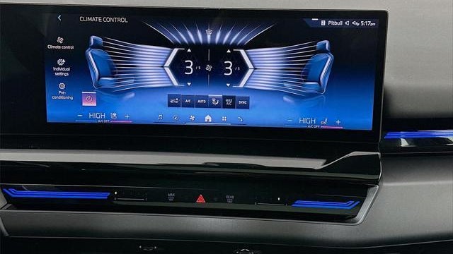 2025 BMW 5 Series 530i xDrive
