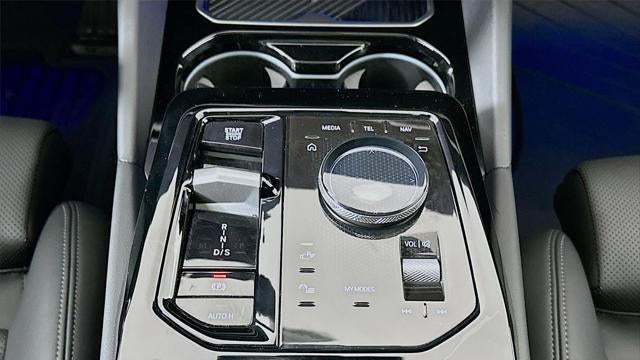 2025 BMW 5 Series 530i xDrive