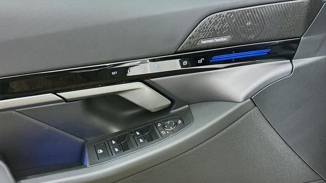 2025 BMW 5 Series 530i xDrive