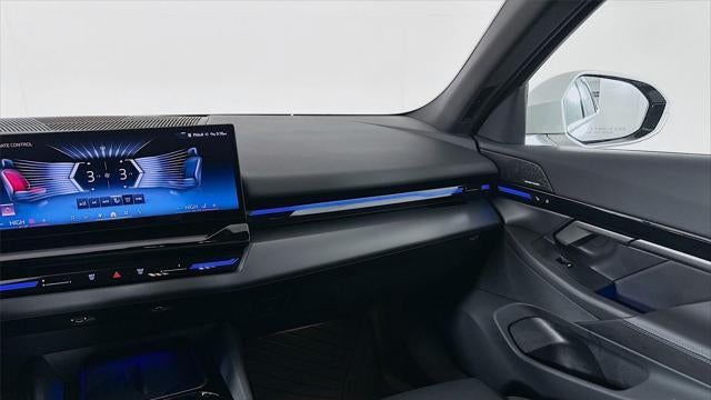 2025 BMW 5 Series 530i xDrive