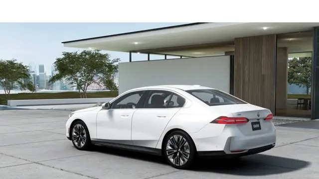2026 BMW 5 Series 530i xDrive