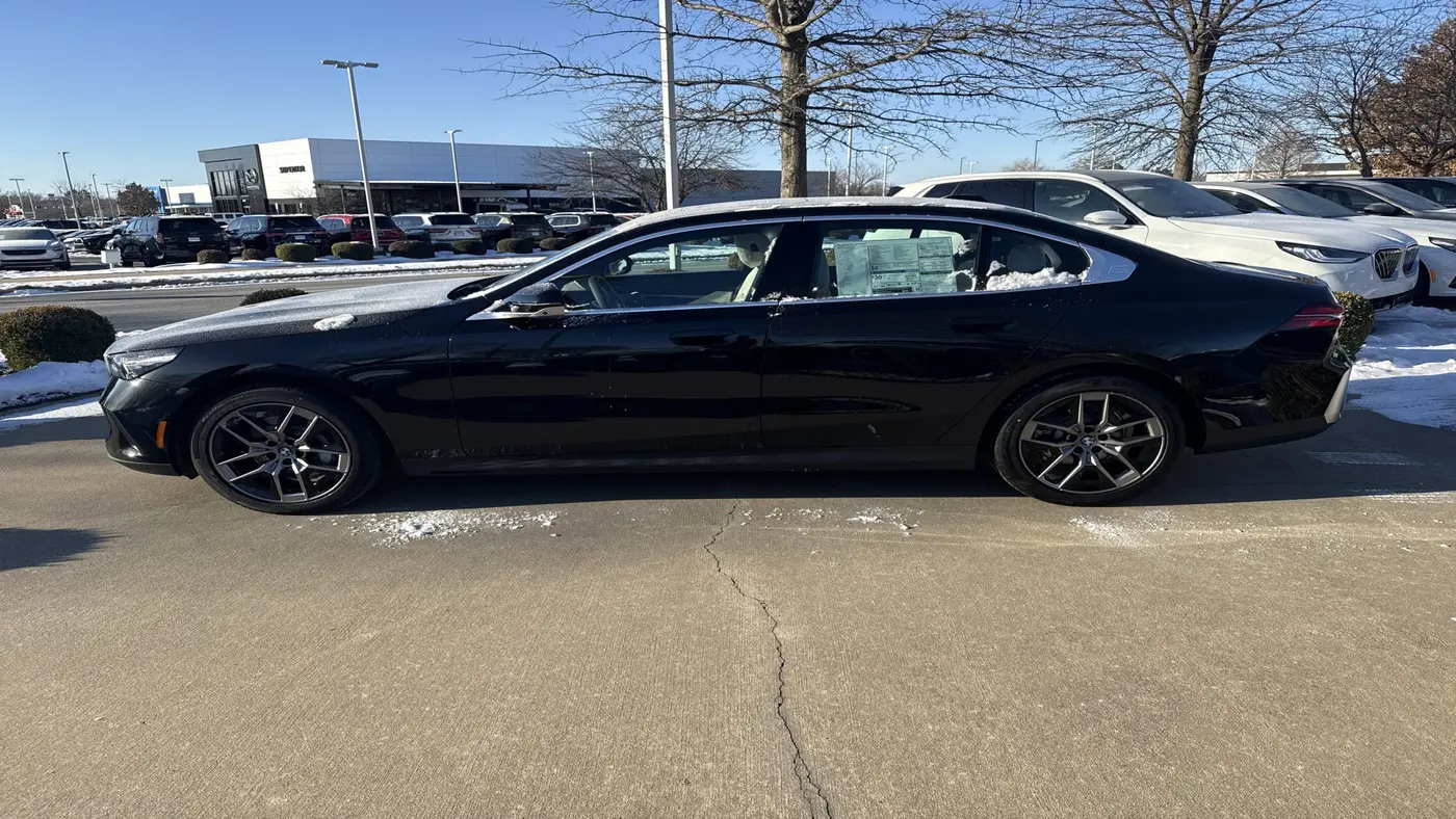 2026 BMW 5 Series 530i xDrive