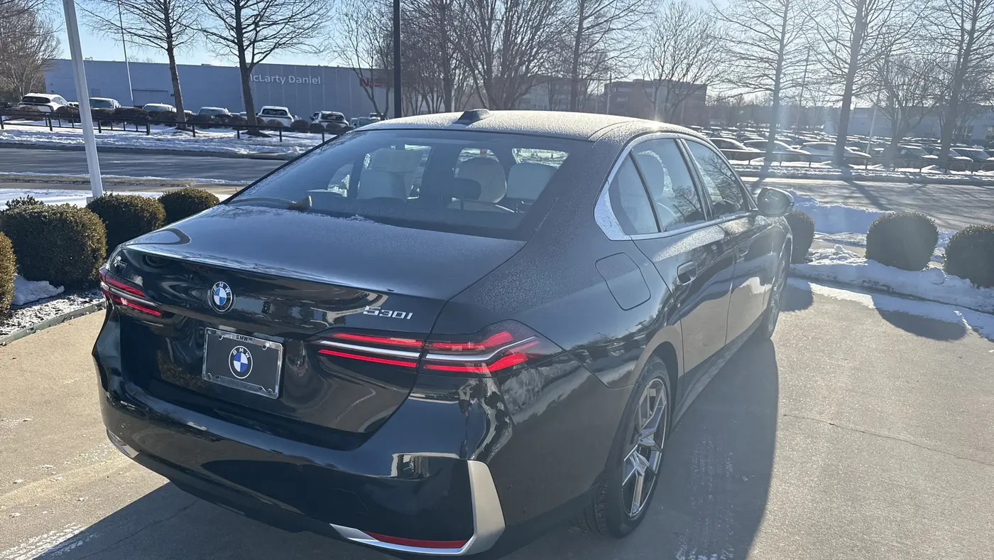 2026 BMW 5 Series 530i xDrive