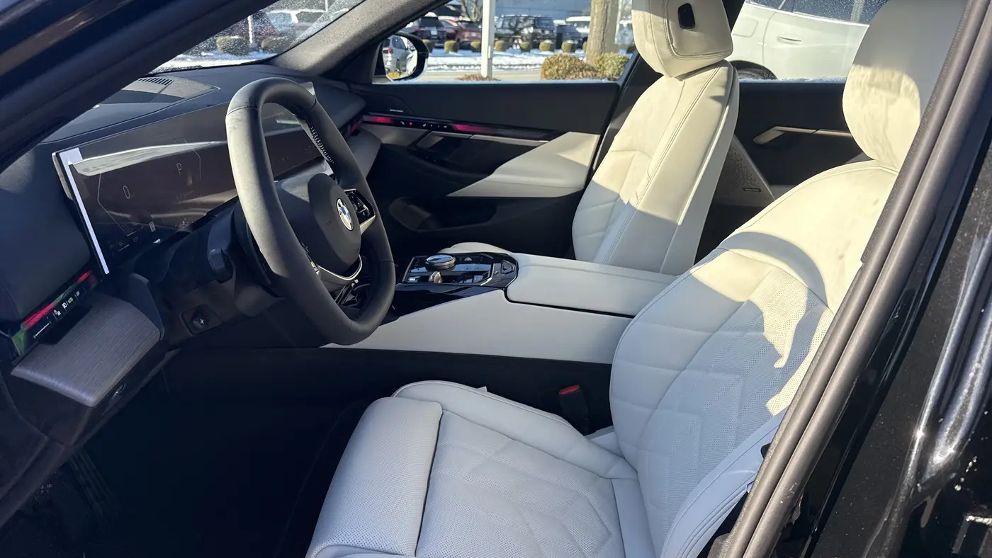 2026 BMW 5 Series 530i xDrive