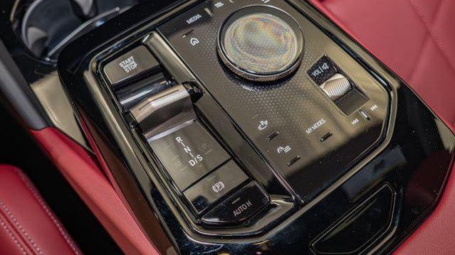 2027 BMW 5 Series 530i xDrive