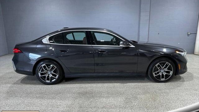 2026 BMW 5 Series 530i xDrive