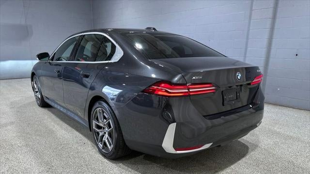 2026 BMW 5 Series 530i xDrive