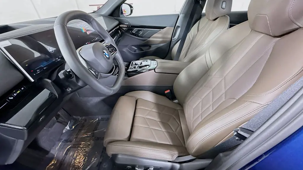 2026 BMW 5 Series 530i xDrive