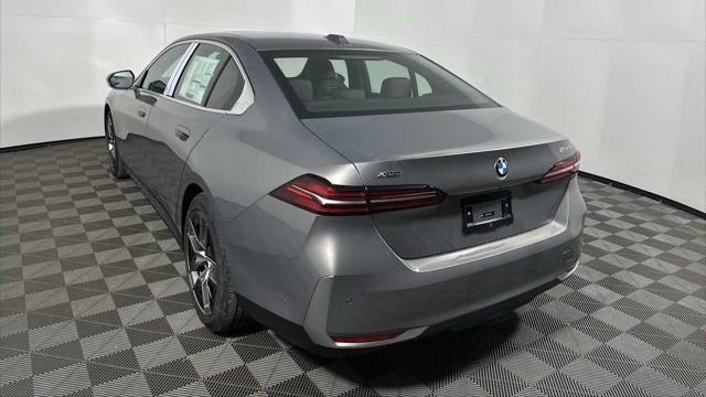 2026 BMW 5 Series 530i xDrive
