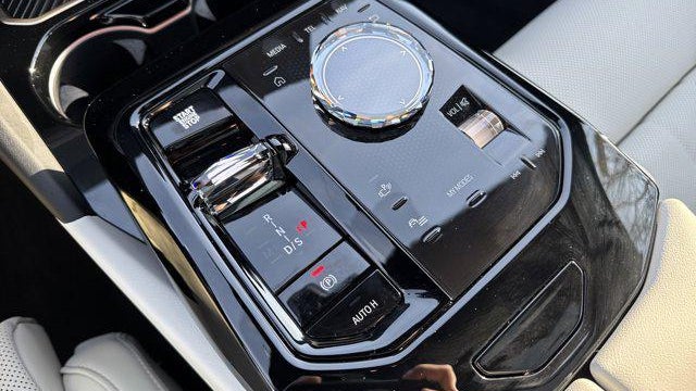 2026 BMW 5 Series 530i xDrive