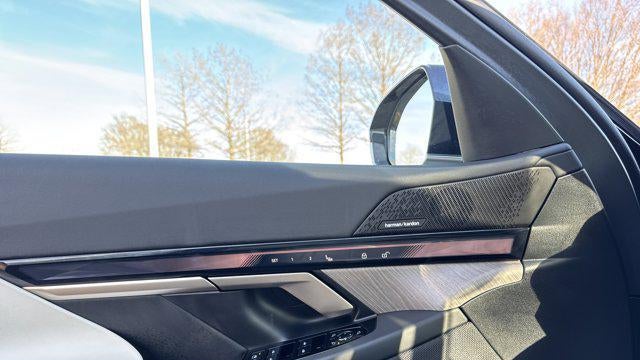 2026 BMW 5 Series 530i xDrive