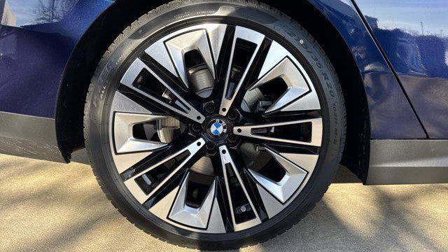 2026 BMW 5 Series 530i xDrive