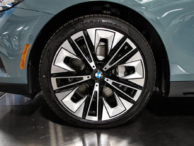 2027 BMW 530i - $65,799