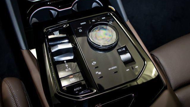 2027 BMW 5 Series 530i xDrive
