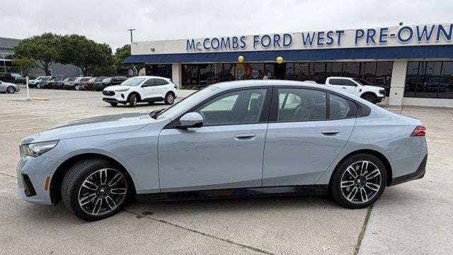 2026 BMW 5 Series 530i xDrive