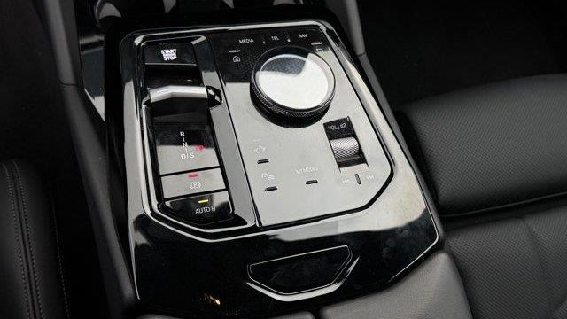 2026 BMW 5 Series 530i xDrive