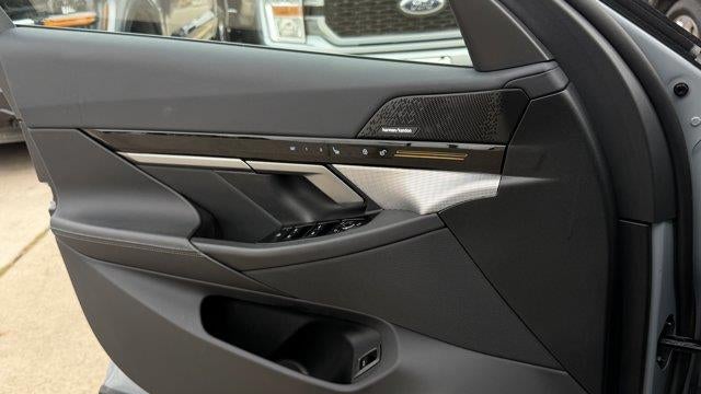 2026 BMW 5 Series 530i xDrive