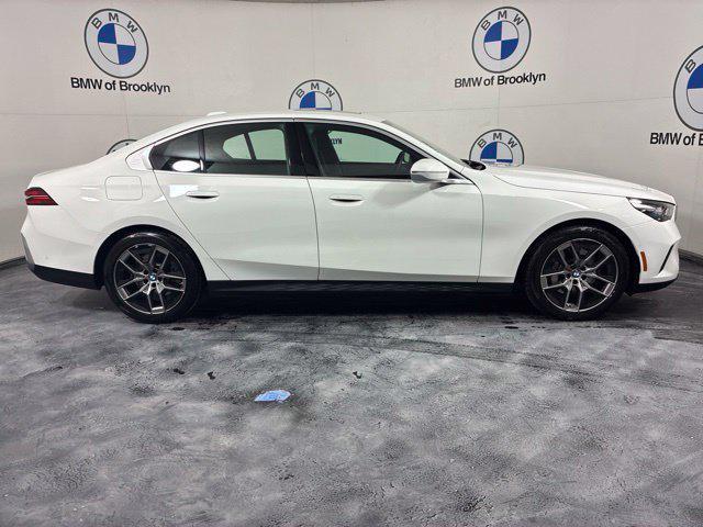 2026 BMW 530i - $55,900
