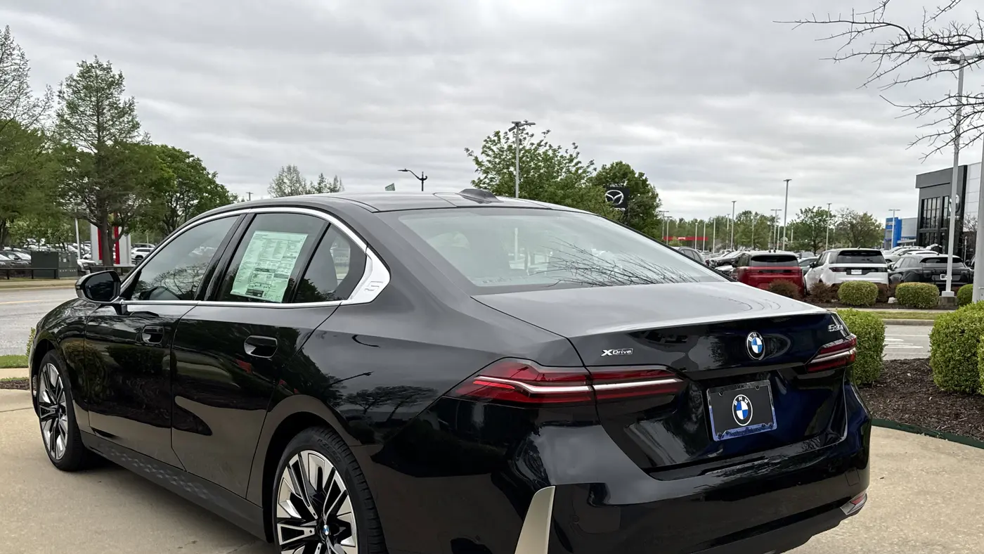 2026 BMW 5 Series 530i xDrive
