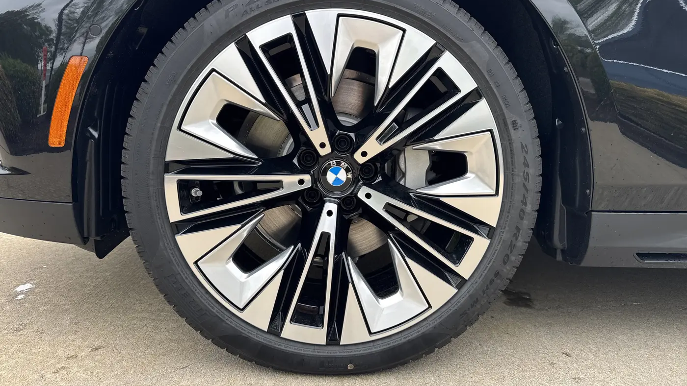 2026 BMW 5 Series 530i xDrive