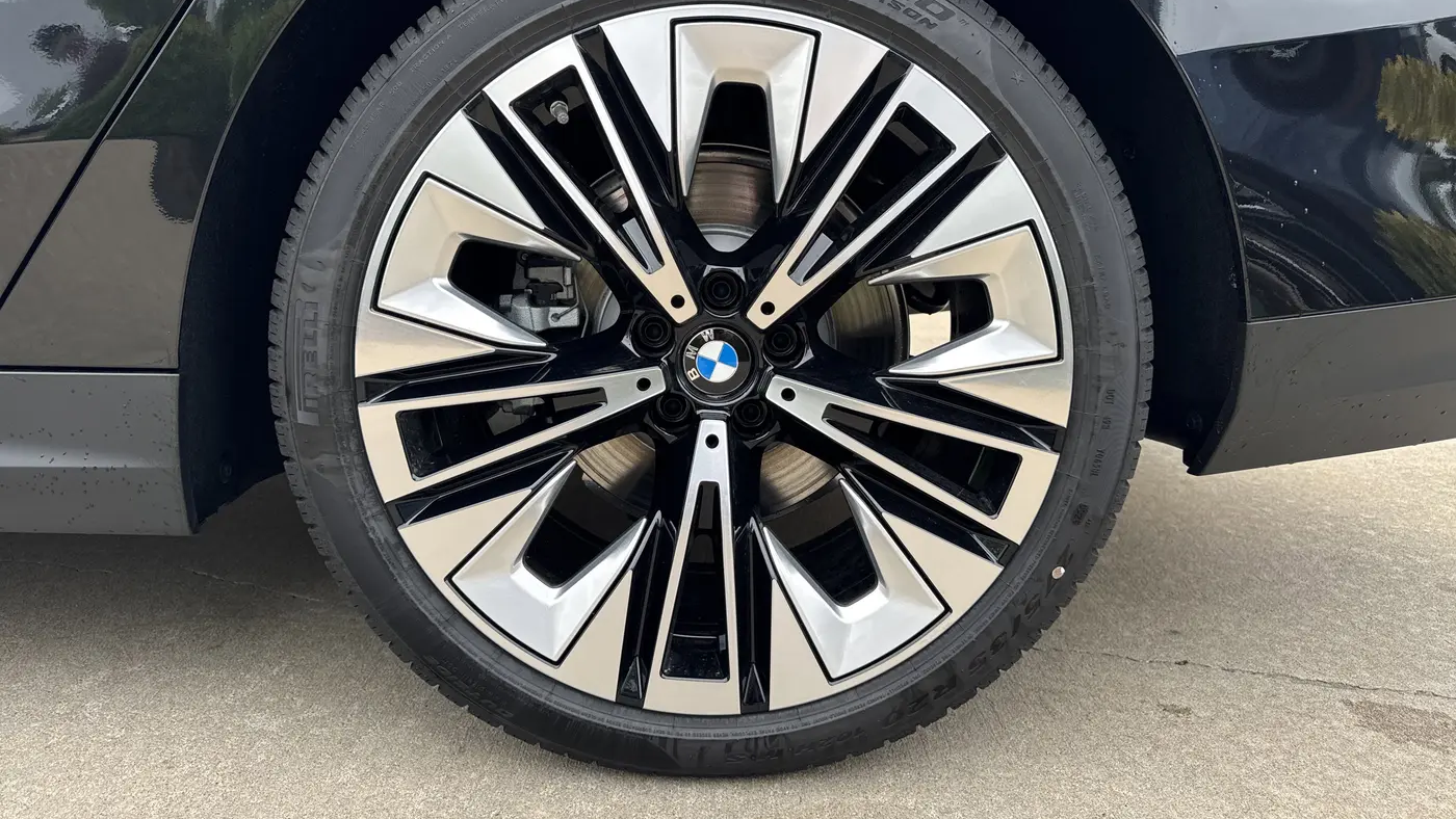 2026 BMW 5 Series 530i xDrive