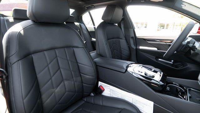 2027 BMW 5 Series 530i xDrive