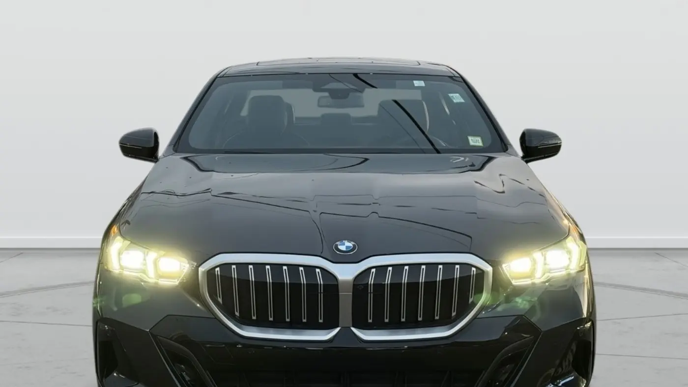 2026 BMW 5 Series 530i xDrive