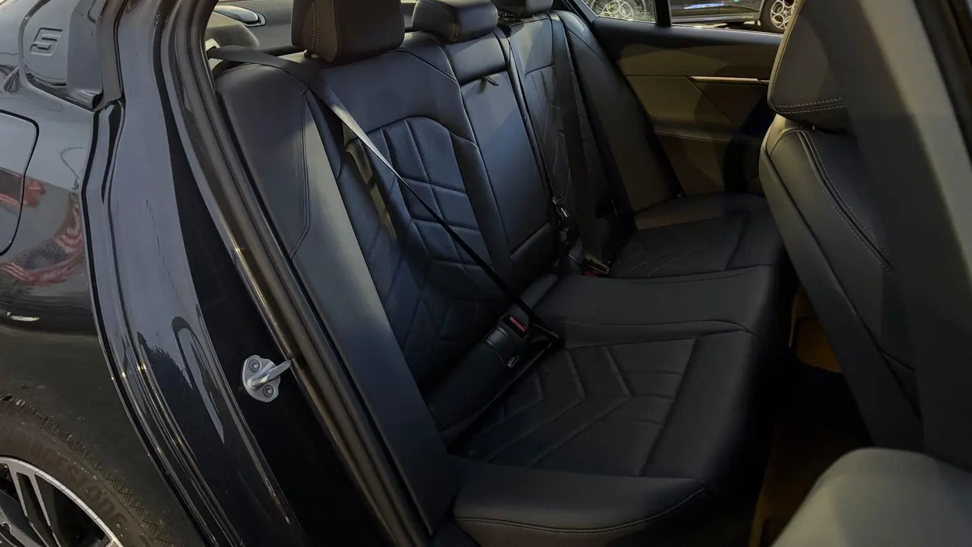 2026 BMW 5 Series 530i xDrive
