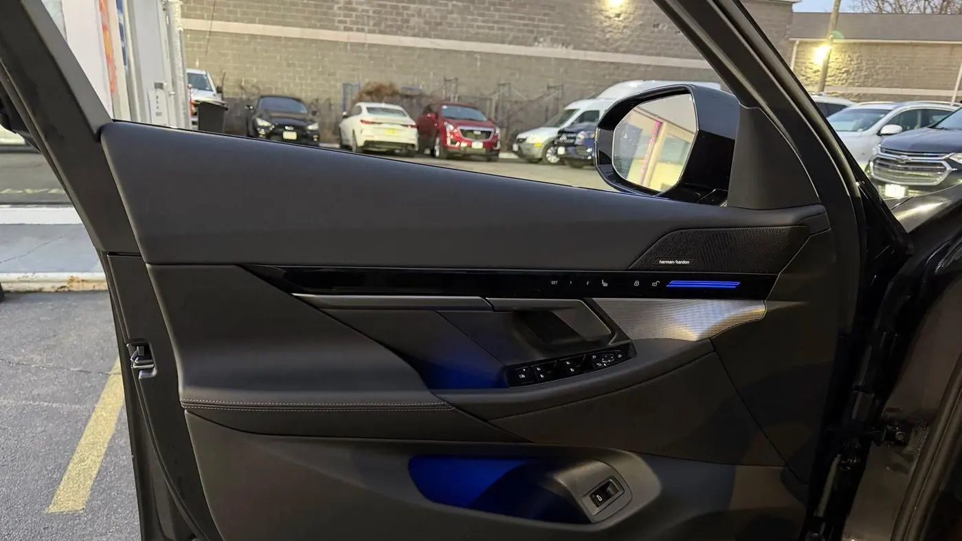 2026 BMW 5 Series 530i xDrive
