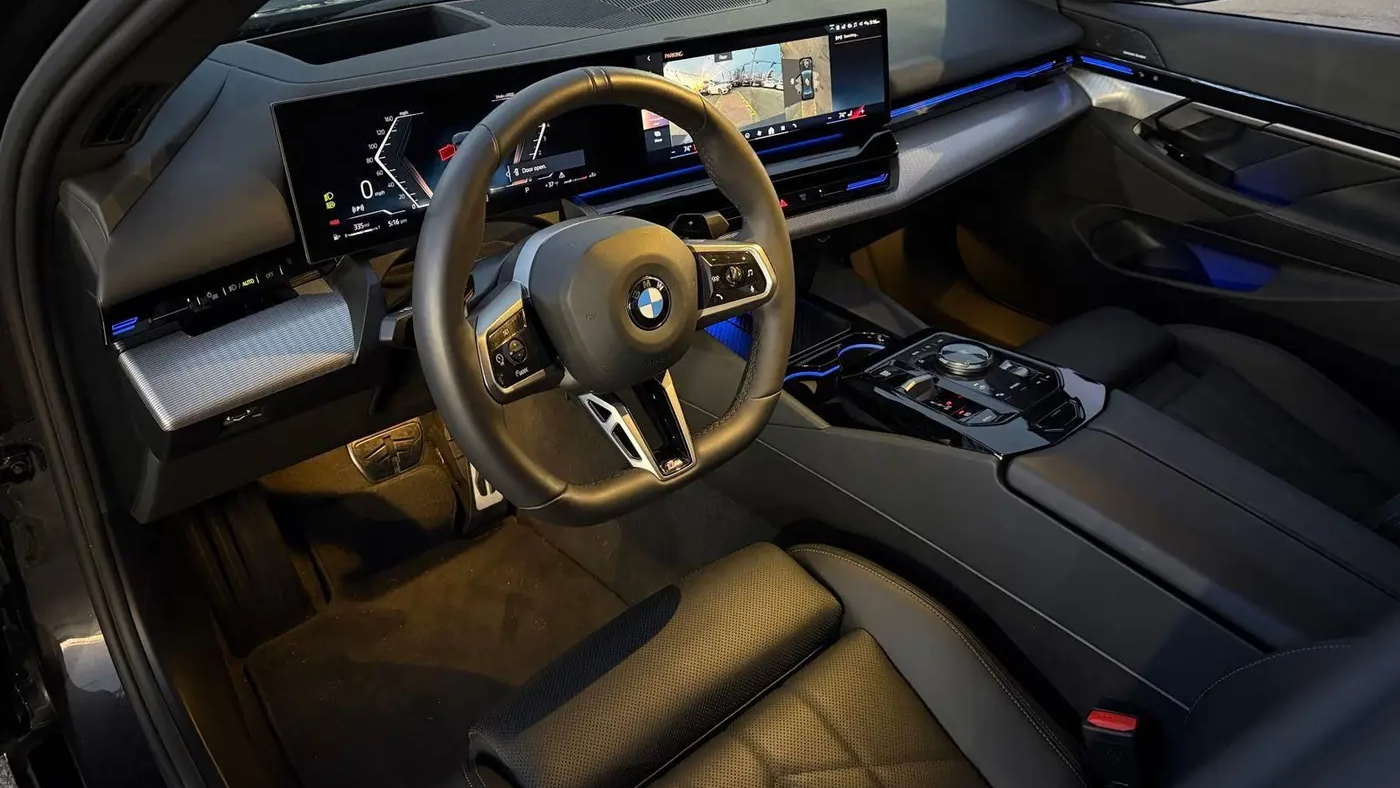 2026 BMW 5 Series 530i xDrive