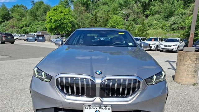2025 BMW 5 Series 530i xDrive