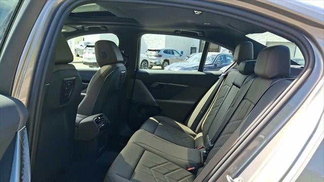 2025 BMW 5 Series 530i xDrive