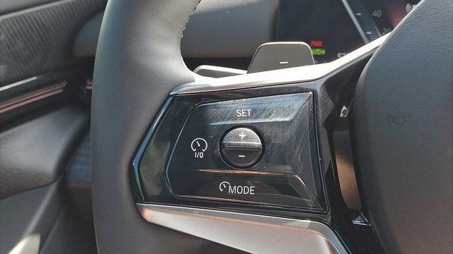 2025 BMW 5 Series 530i xDrive