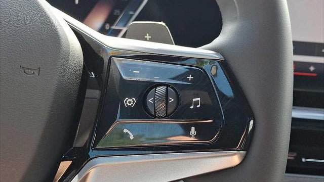 2025 BMW 5 Series 530i xDrive