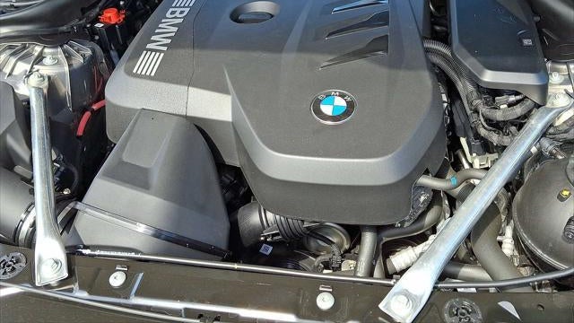 2025 BMW 5 Series 530i xDrive