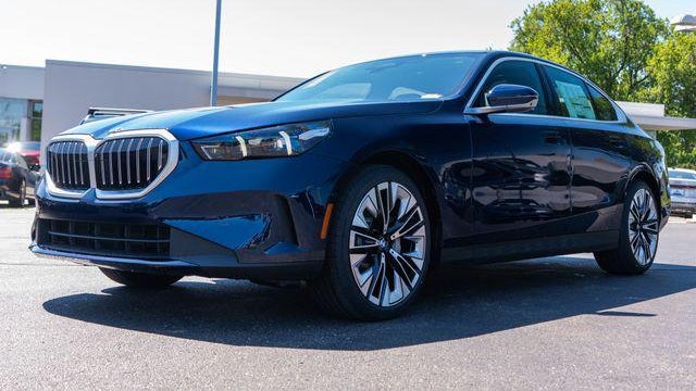 Preowned 2027 BMW 5 Series 530i xDrive for Sale