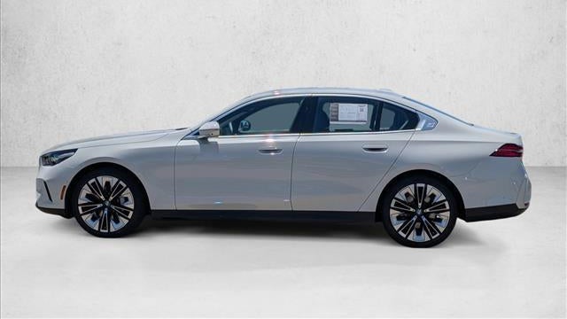 2025 BMW 5 Series 530i xDrive