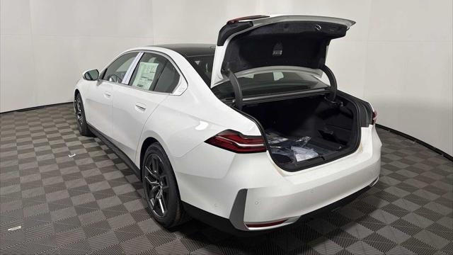 2026 BMW 5 Series 530i xDrive