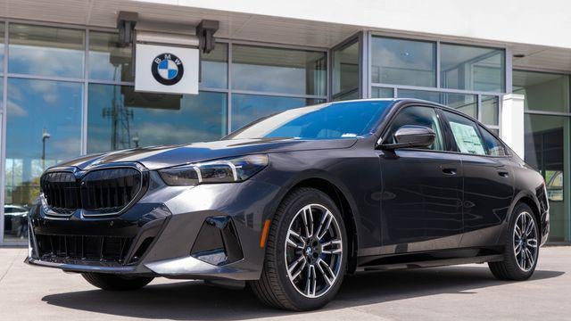 Preowned 2027 BMW 5 Series 530i xDrive for Sale
