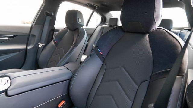 2027 BMW 5 Series 530i xDrive