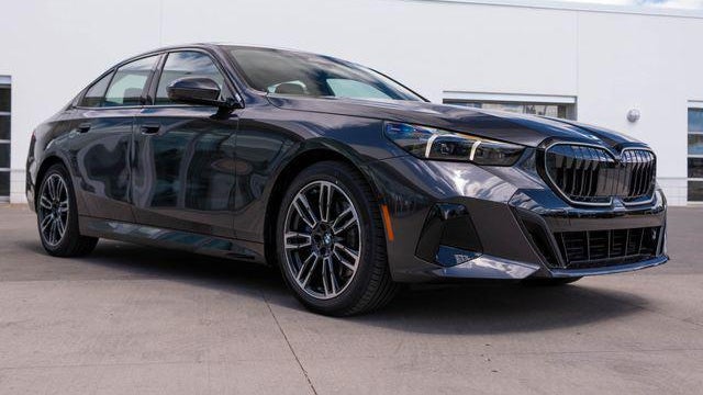 2027 BMW 5 Series 530i xDrive