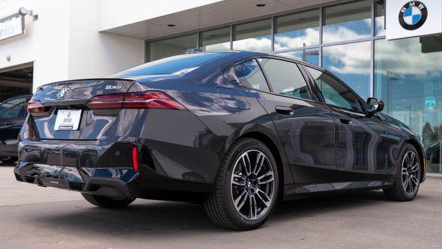 2027 BMW 5 Series 530i xDrive