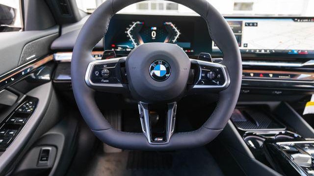 2027 BMW 5 Series 530i xDrive