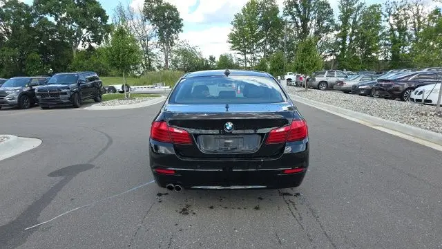 2015 BMW 5 Series 528i