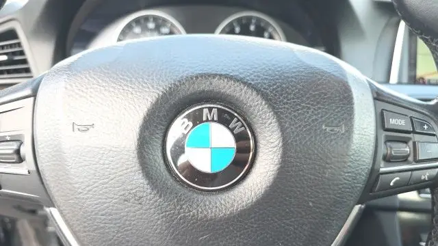 2015 BMW 5 Series 528i