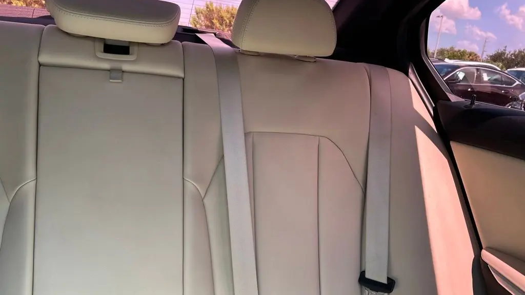 2019 BMW 3 Series 330i