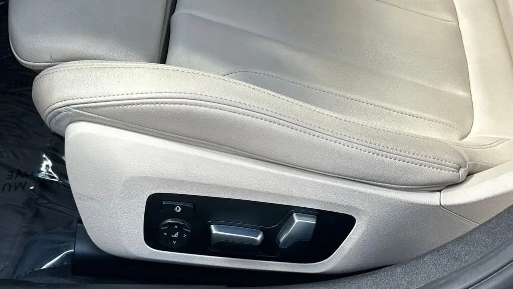 2019 BMW 3 Series 330i