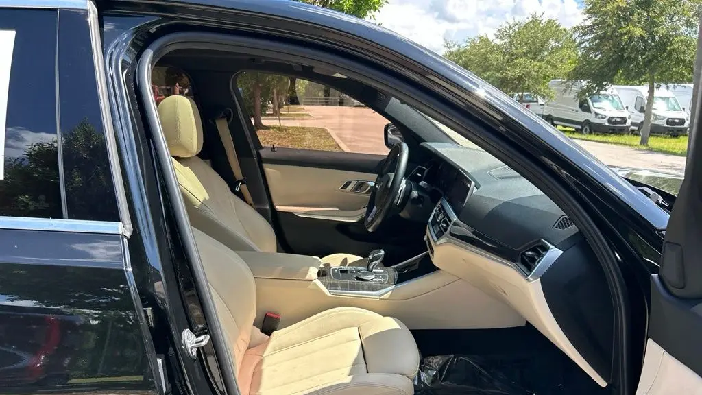 2019 BMW 3 Series 330i